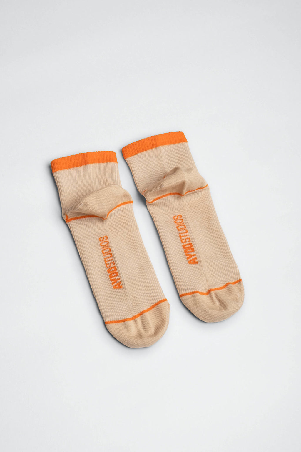 NICE // Smoke Grey // Golden Poppy