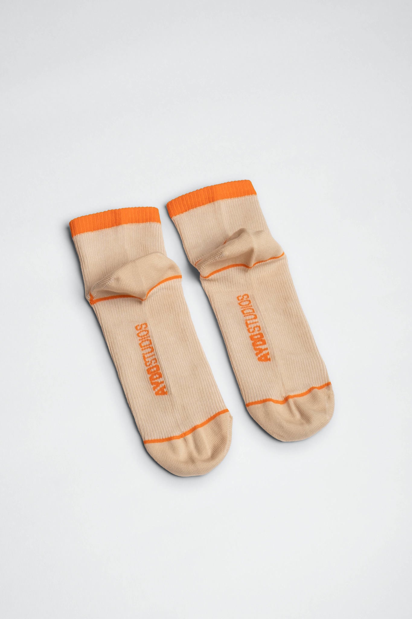 NICE // Smoke Grey // Golden Poppy