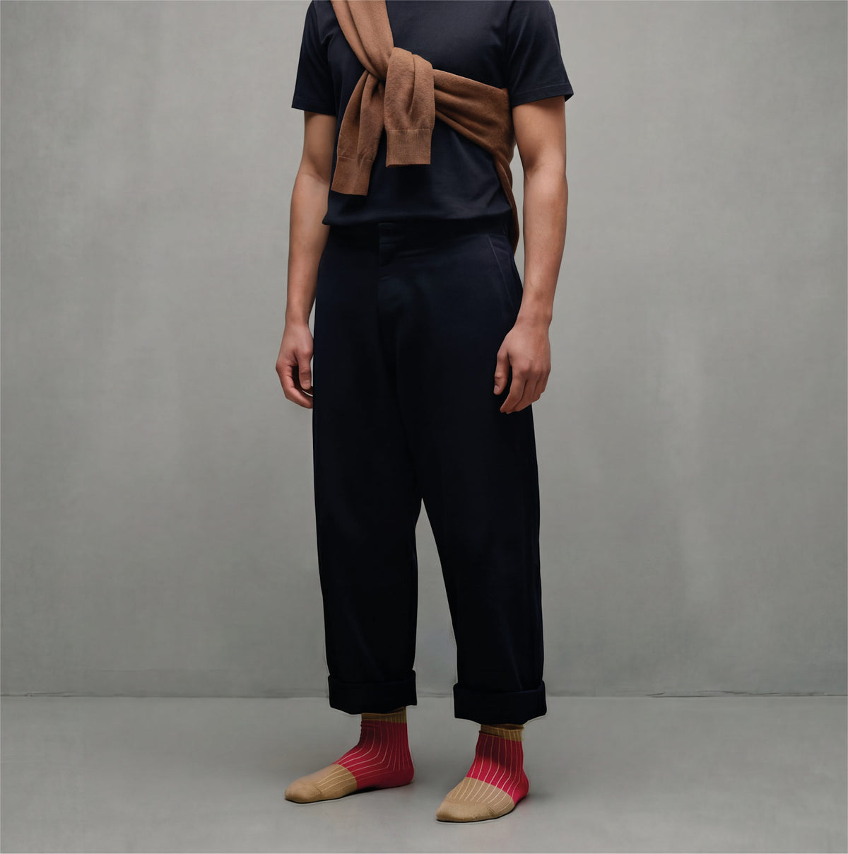 AYDO PORTO socks in Dusty Tobacco Neps and Vibrant Pink — additional view 4