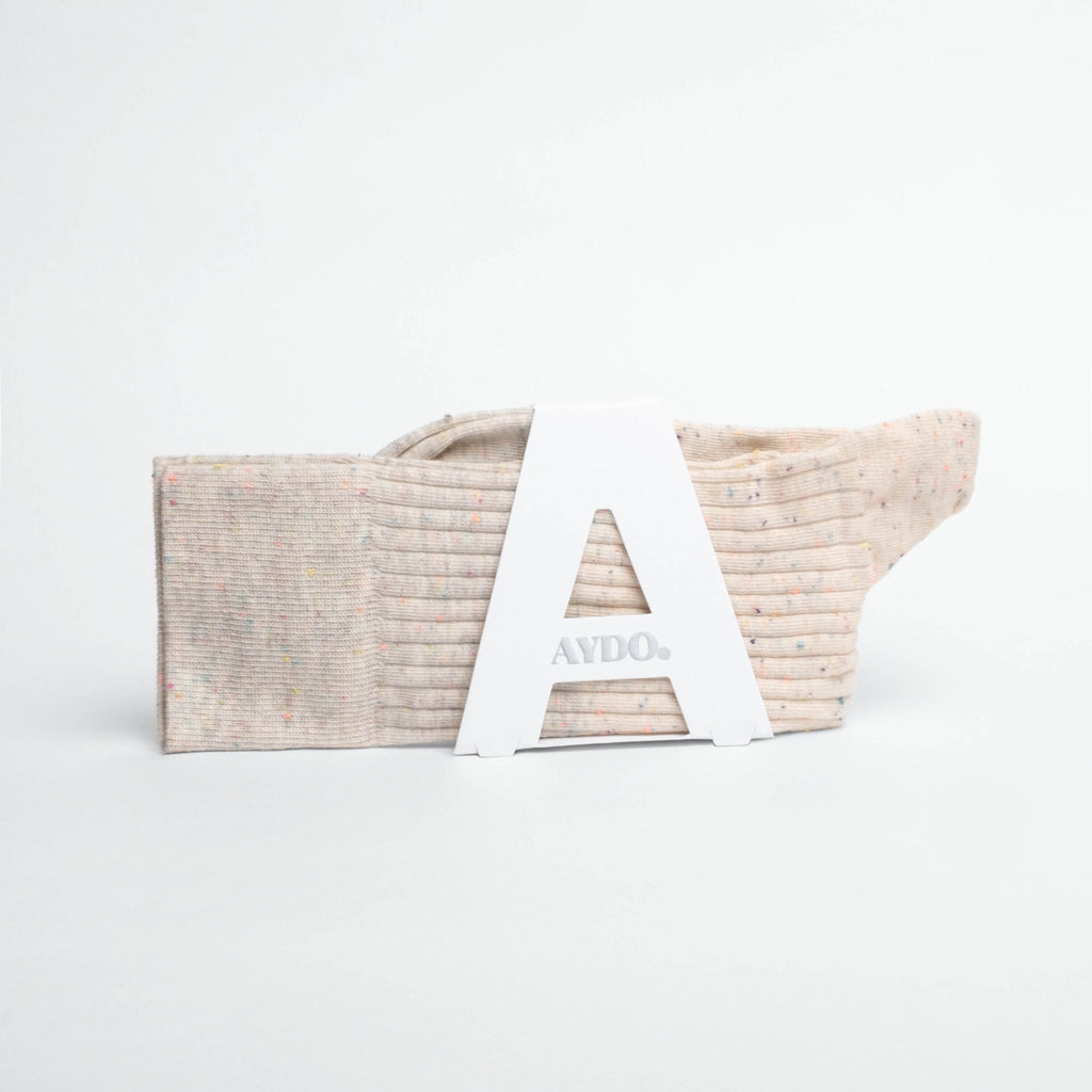 PORTO // Light Grey Melange NEPS // Freckled Ivory NEPS
