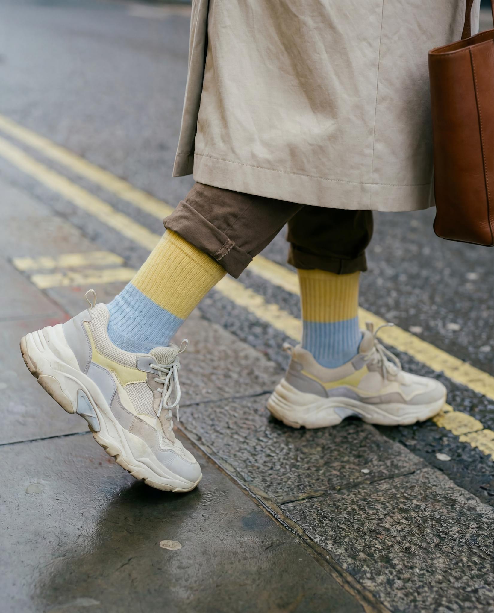 LONDON // Lemonade // Ocean Blue