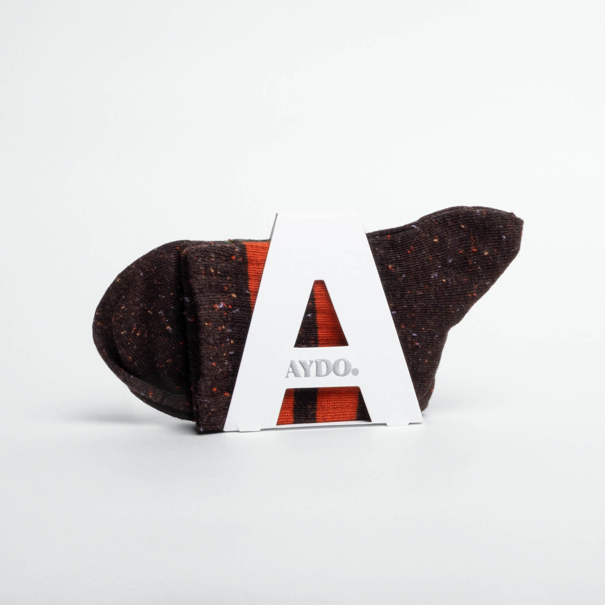 ANTWERPEN // Dark Brown NEPS // Red Orange