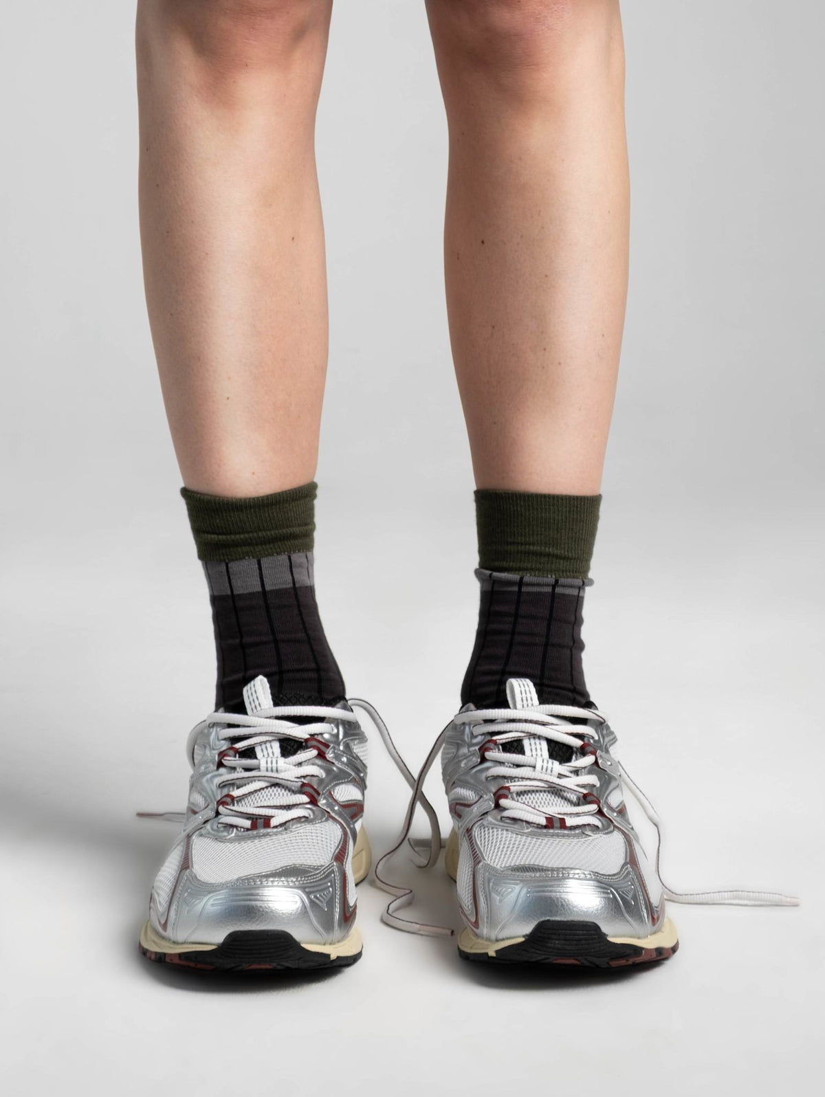AYDO VARNA FLOW socks in Night Flow — additional view 3