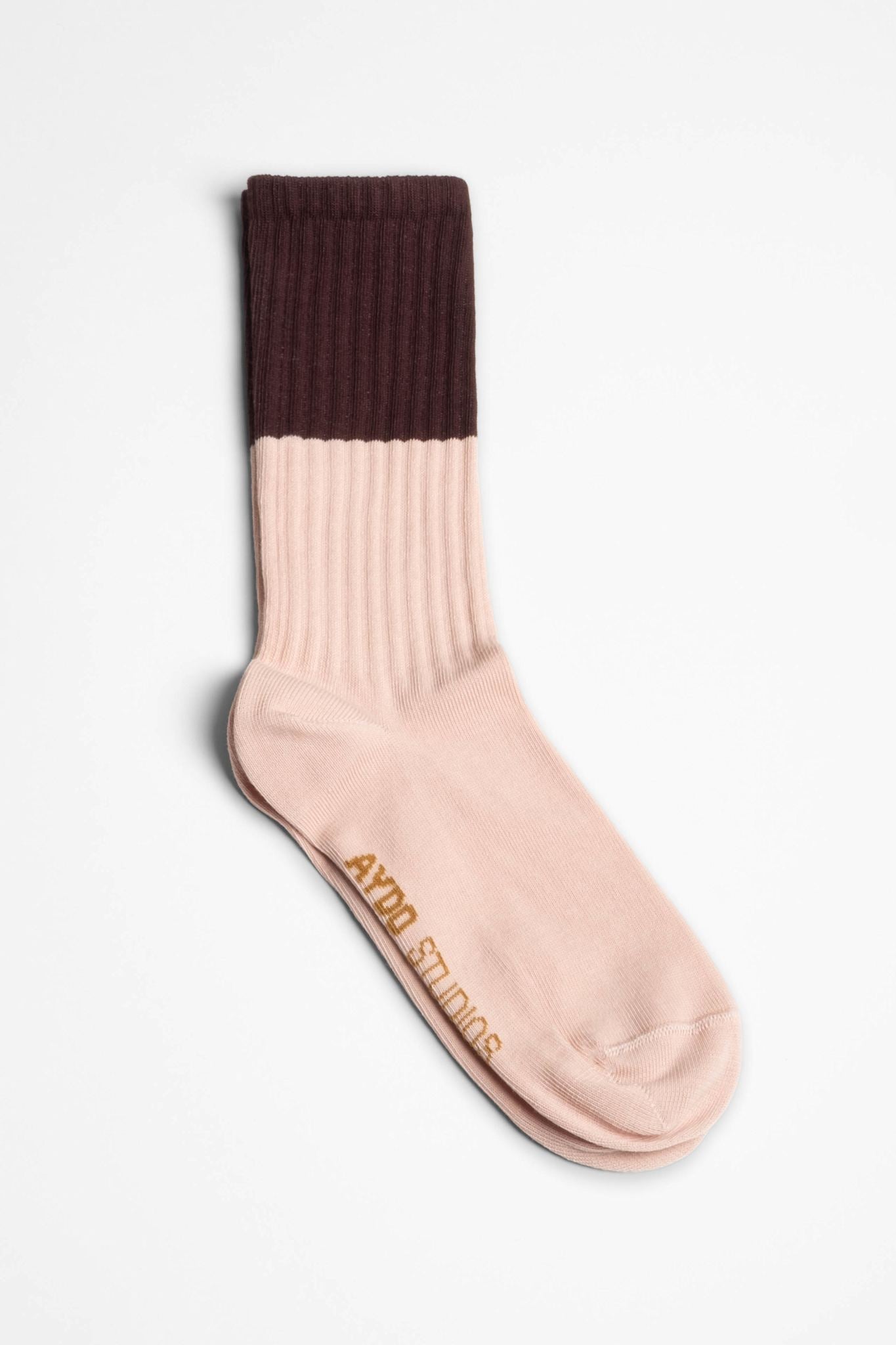 VELIKO PASS // Faded Blush